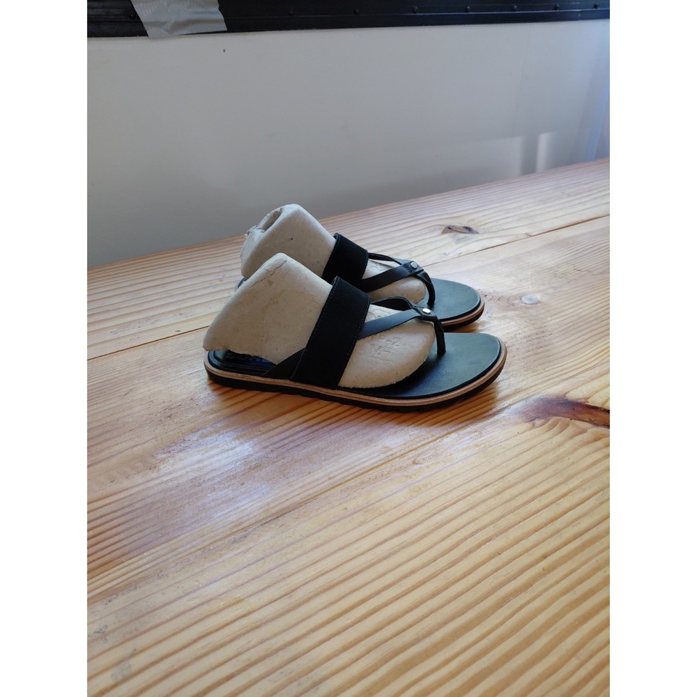 SOREL 'Ella II' Black Leather Flip Flop Strappy Sandals 6 Excellent Condition
